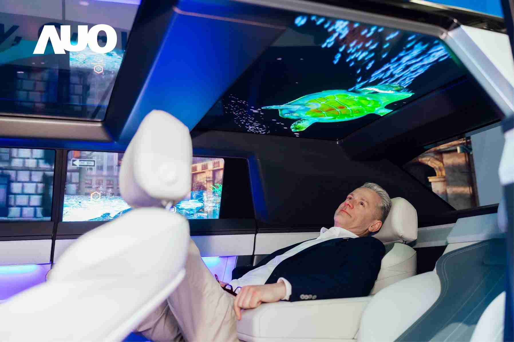 人生就是博Smart Cockpit 2025集Micro LED透明、、、大型化、、、、可挠优势之大成，，，携手BHTC打造未来视界的车用Display HMI解决方案